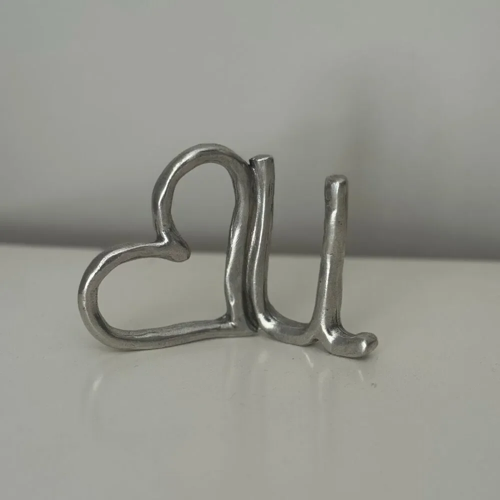 Tamar Mensios Studio Pewter Heart U Ring Holder Hand Made Signed Jewelry Gift
